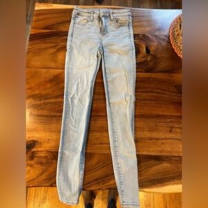 American Eagle Outfitters Light Blue Skinny Jeans